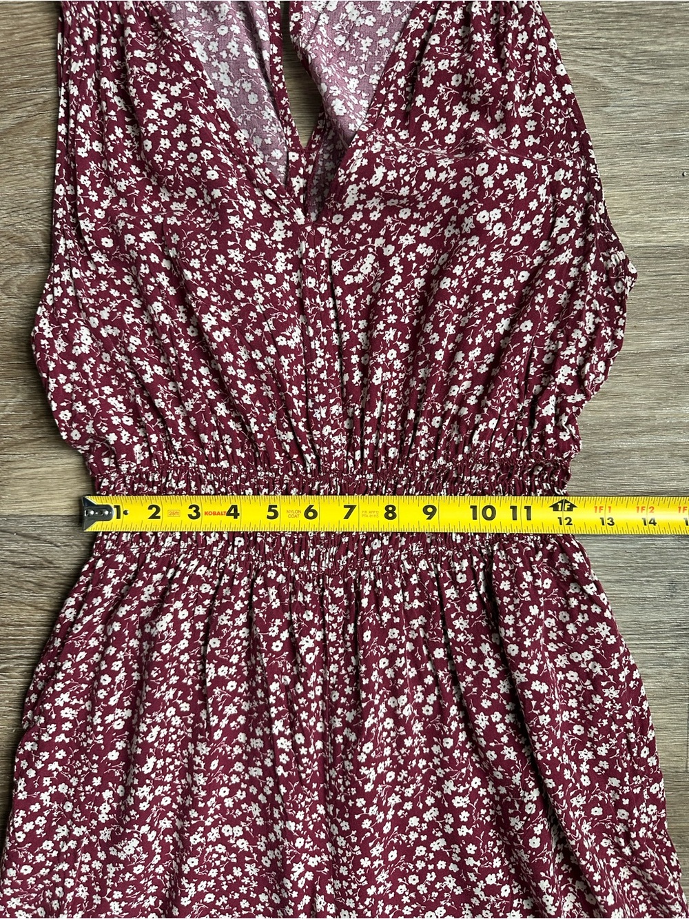 GAP Burgundy Floral Sleeveless Jumpsuit Women’s Size M Wide Leg Smocked Boho - Picture 8 of 9